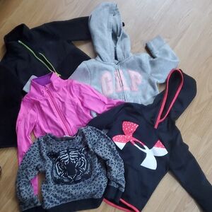 Lot of 4T Light Sweaters/hoodies